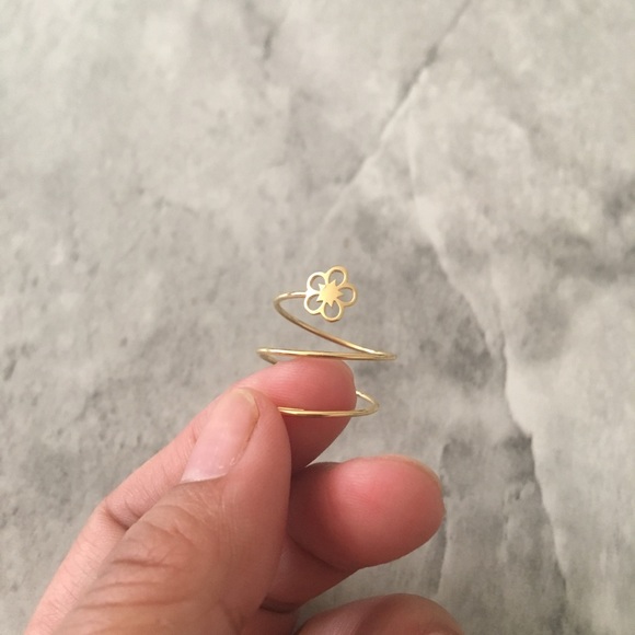 Ring - Picture 4 of 4